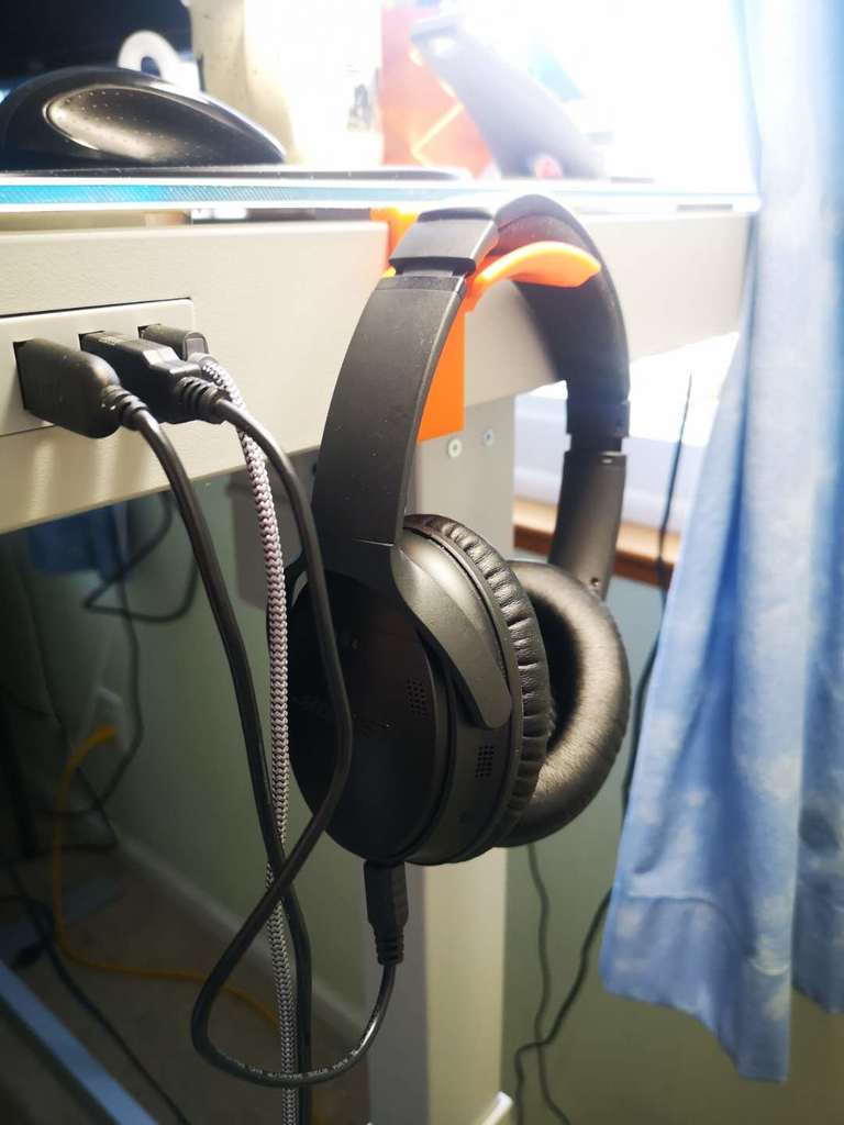 Soporte para auriculares para escritorio Costco Tresanti (SKU: 1074719)