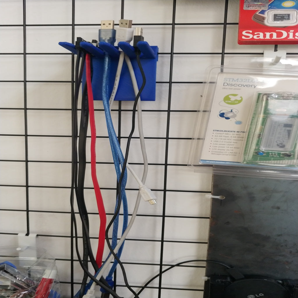 Gancho para cable USB para pared de rejilla