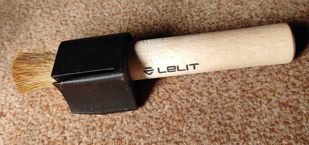 Soporte para cepillo de caja de golpe cilíndrica LELIT (PLA360S)