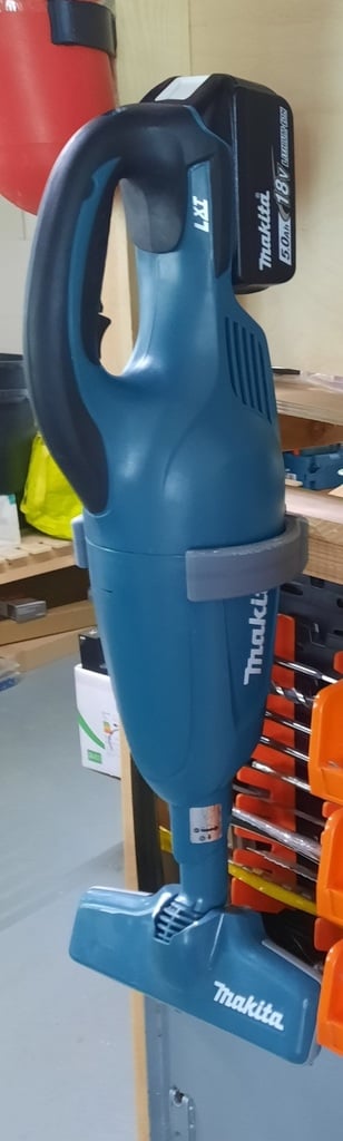Montaje en pared para aspiradora Makita DCL180Z