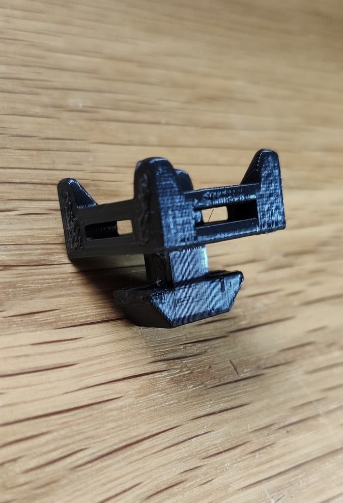 Clips de gestión de cables para perfiles de aluminio 4040 - Sim Racing