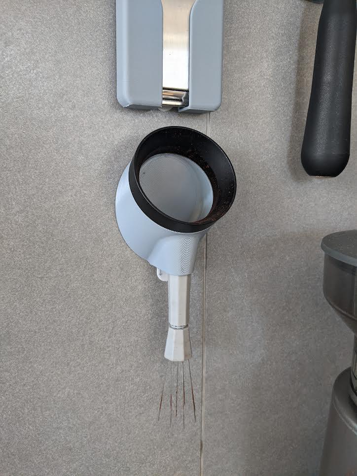 Embudo de dosificación de espresso y montaje en pared WDT