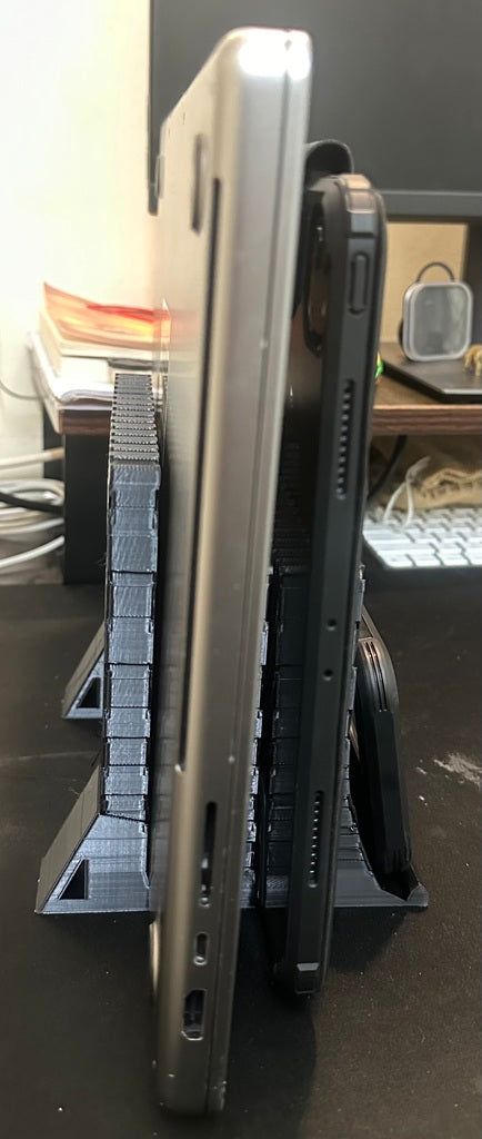 Soporte vertical para portátil de 16', iPad de 12,9' y iPhone/teclado