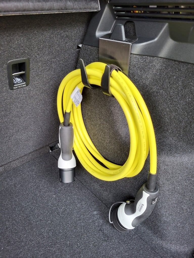 Gancho para cable de carga Volkswagen ID.4 para el maletero
