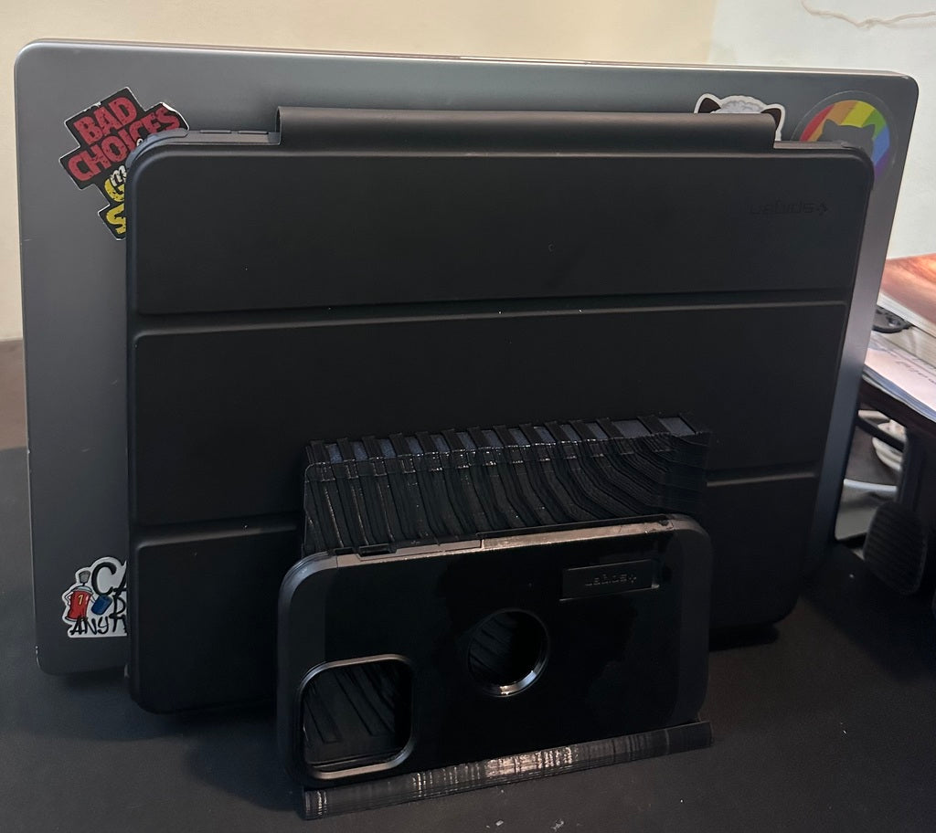 Soporte vertical para portátil de 16', iPad de 12,9' y iPhone/teclado