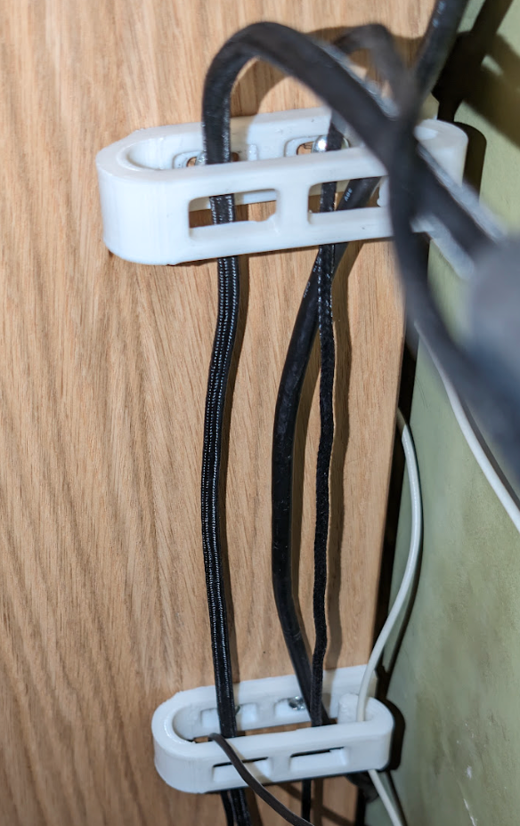 Organizador de cables de escritorio
