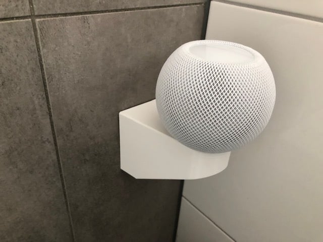 Montaje en pared para HomePod Mini en la toma de corriente