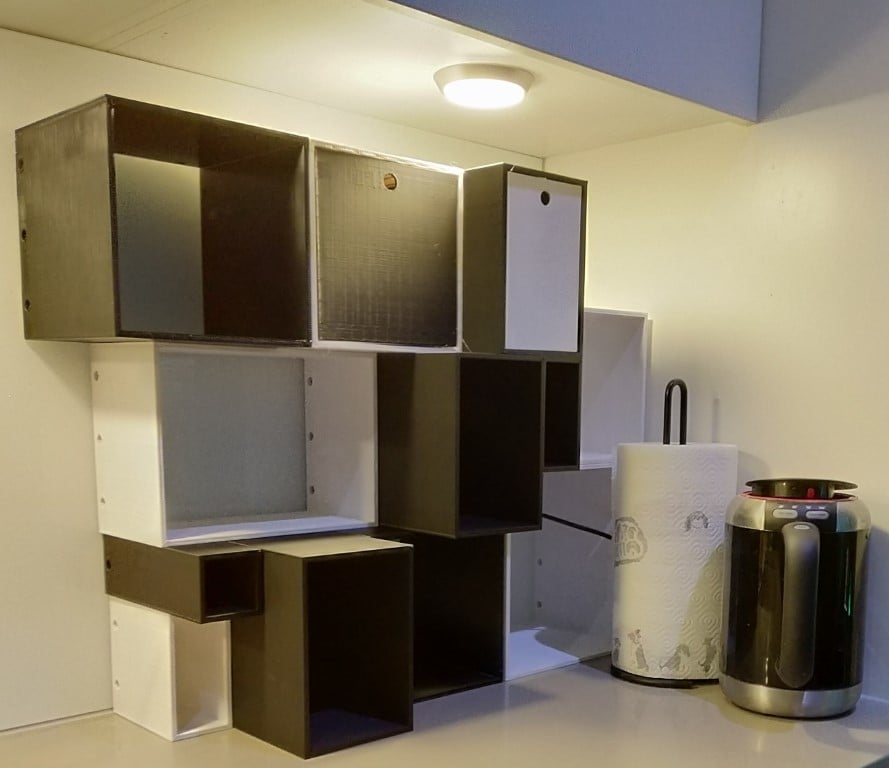 Estante de especias modular adaptable para la cocina