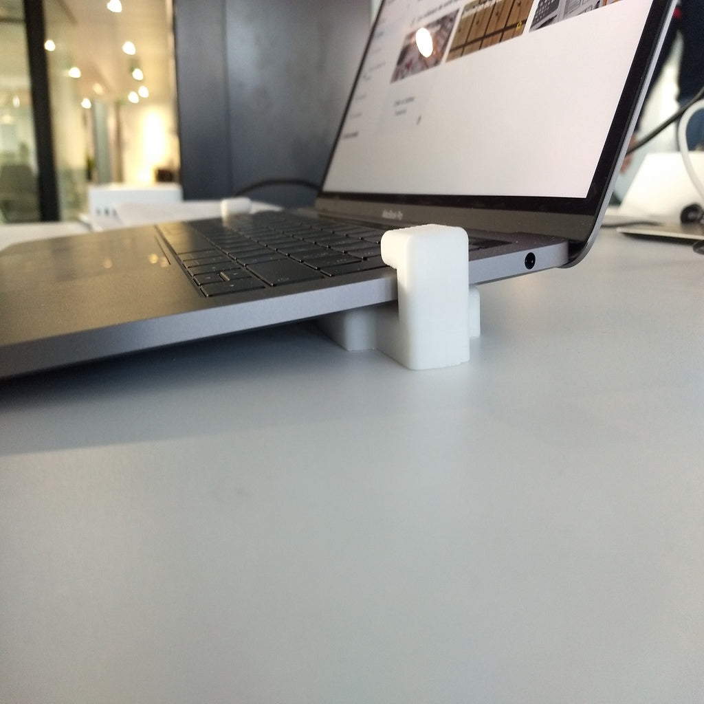 Soporte/estación base para MacBook Pro 13 2019