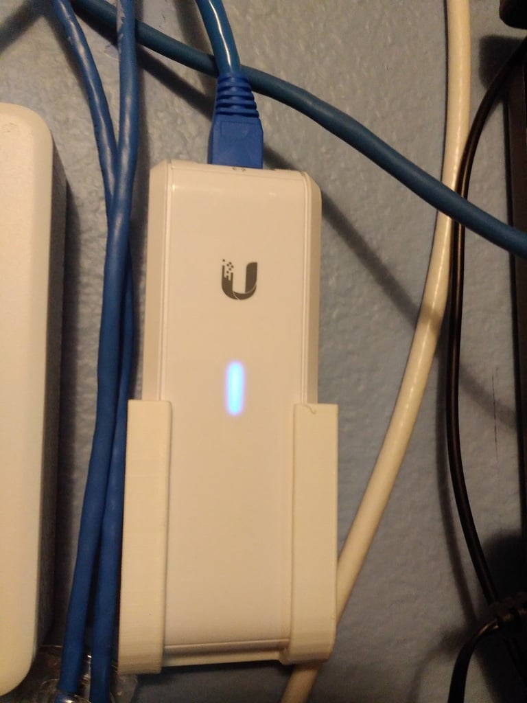 Soporte de montaje para llave Ubiquiti Cloud