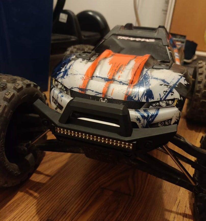 Adaptador de parachoques Traxxas Maxx para E-revo 2.0