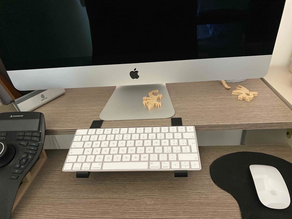 Soporte universal ajustable para teclado Apple