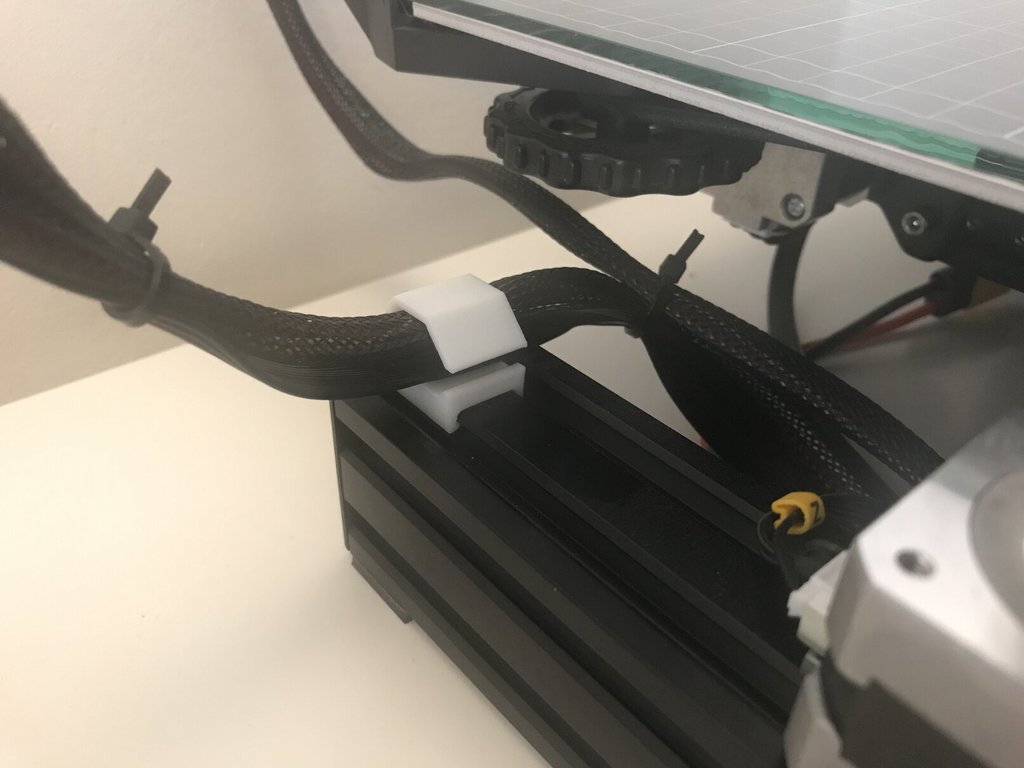 Clips para cables para extrusora (Ender 3) - Gestión eficiente de cables para perfiles 4040/4020
