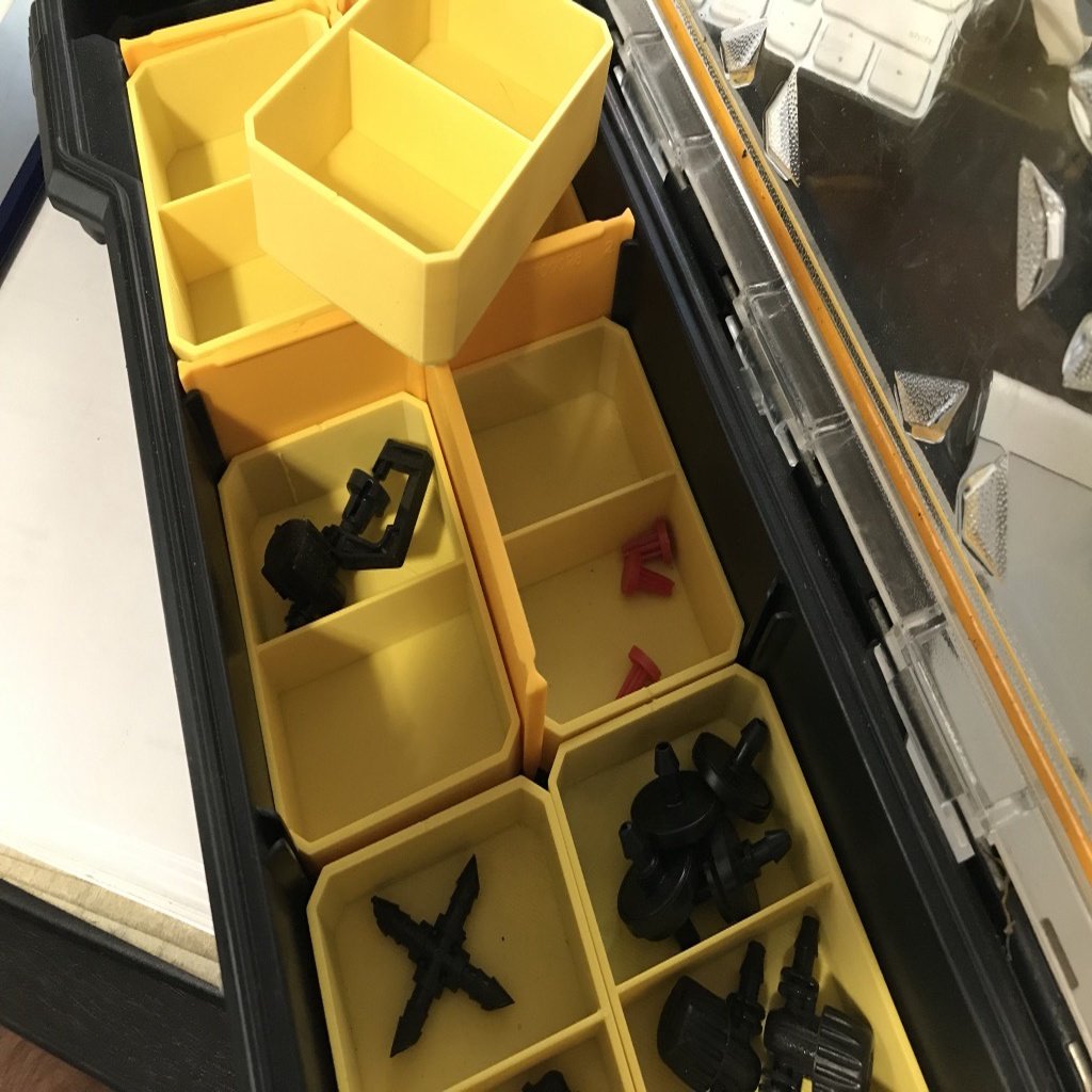 Insertos Dewalt Pro para piezas pequeñas – Para organizadores de 10 y 20 compartimentos