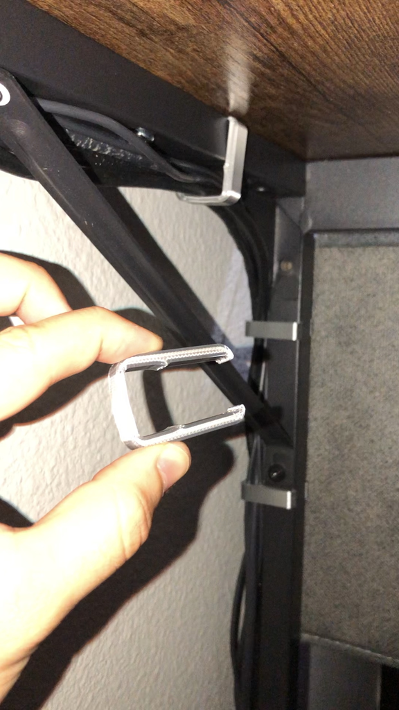 Clips para cables para tubo cuadrado de 20 mm: para escritorios CubiCubi