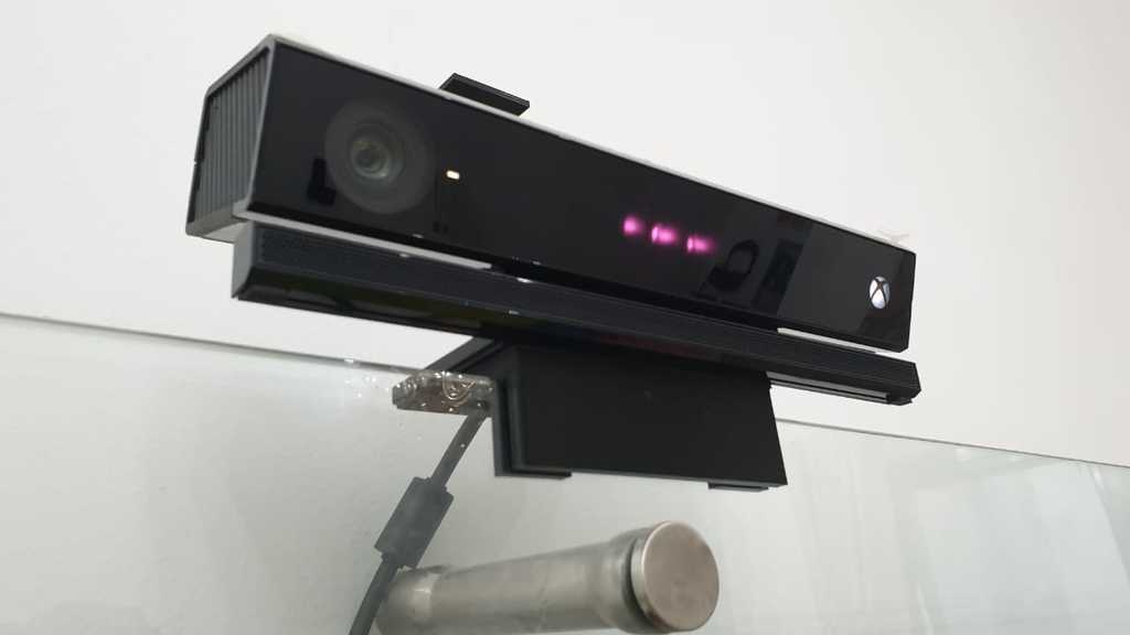 Soporte de clamp ajustable Kinect para Xbox One