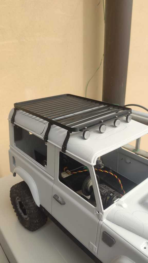 Soportes en L realistas para barras de techo en RC4WD Land Rover Defender D90