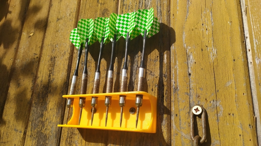 Soporte de pared para dardos para 6 dardos