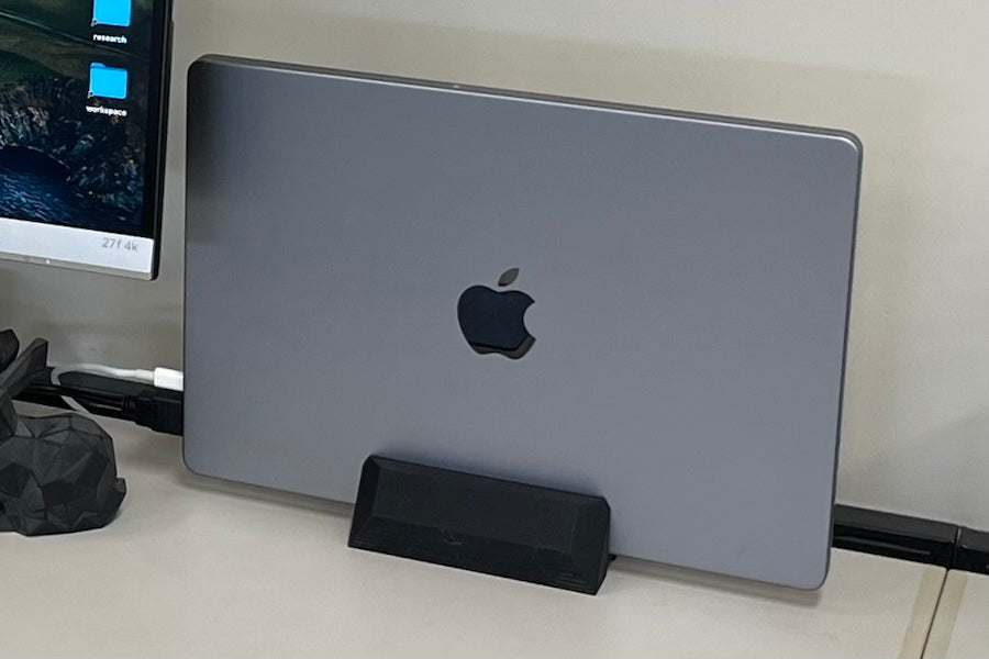 Soporte vertical para MacBook Pro 14 (2021) y otros portátiles