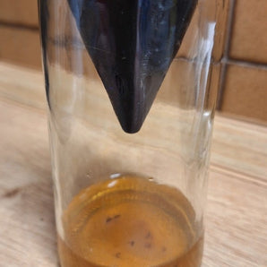 Trampa para moscas de la fruta eficaz para el hogar: reutilización de vidrio