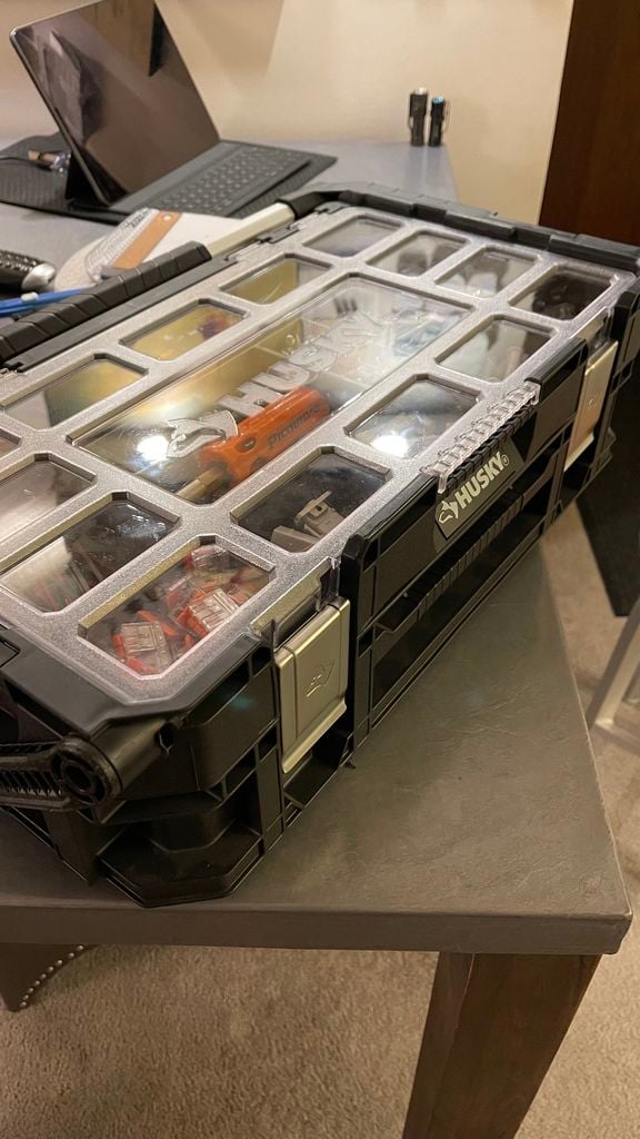 Bandeja apilable personalizada para organizador Husky de 22 pulgadas