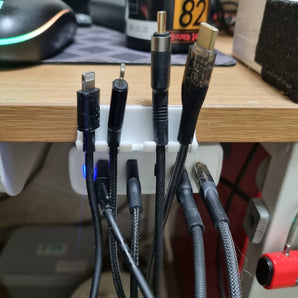 Soporte de cable compacto para una gestión eficiente de cables