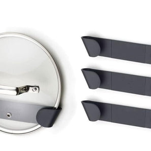 Organizador de puerta de armario para tapas de ollas