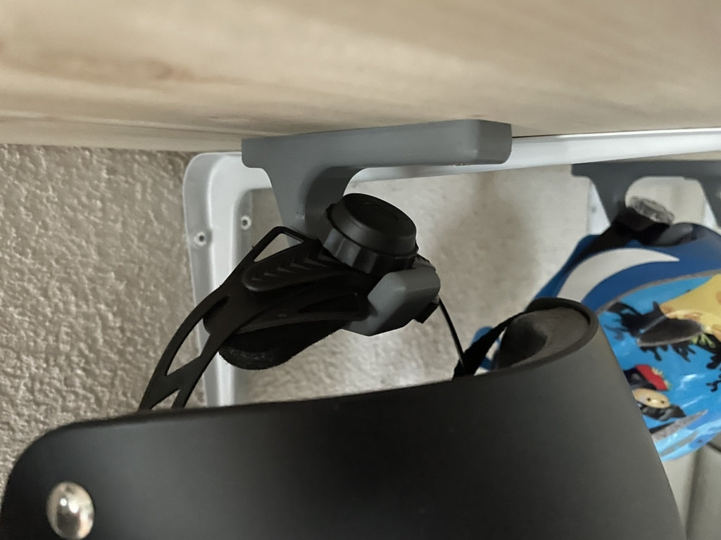 Soporte de pared para casco de bicicleta - Diseño universal