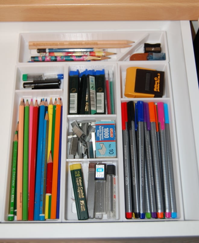 Organizador de escritorio y cajones con separadores personalizables