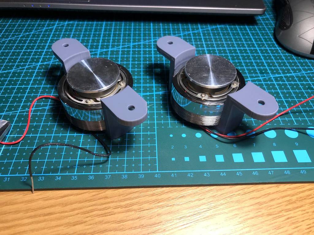 Soporte de montaje para altavoces de vibración (50x30 mm)