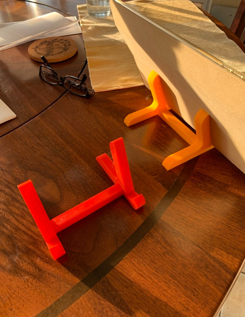 Robusto soporte para iPad con apoyo adicional