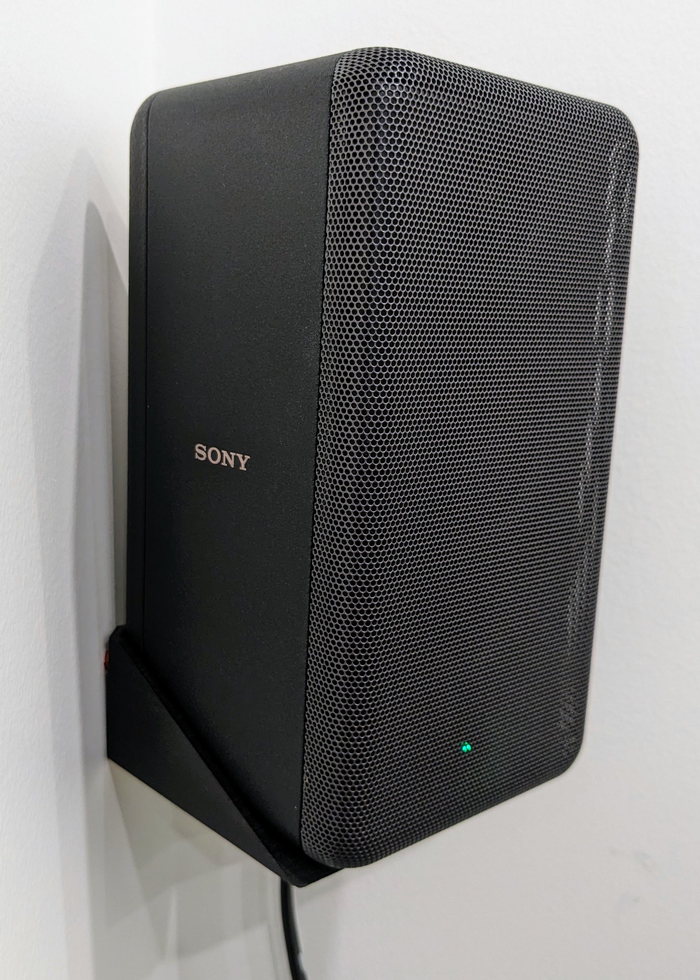 Soporte de pared para altavoces traseros Sony SA-RS3S: ubicación óptima en esquinas