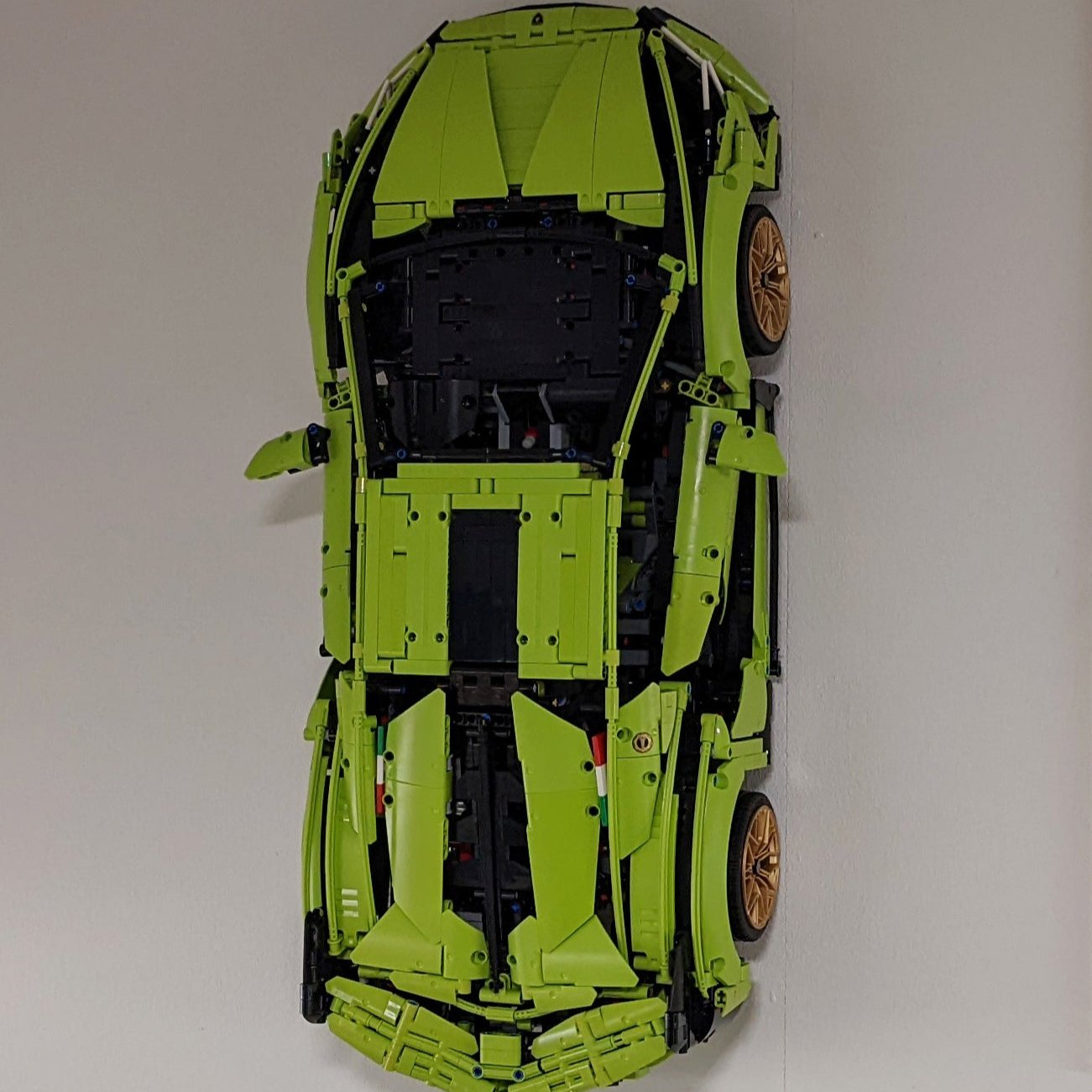 Soporte de pared para LEGO Lamborghini Sián FKP 37