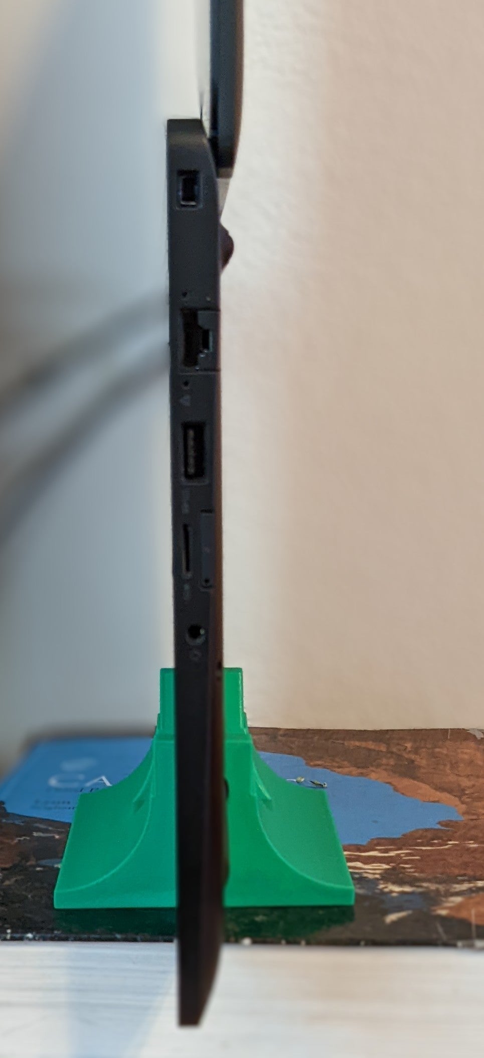 Soporte vertical para portátil Dell Latitude 7480