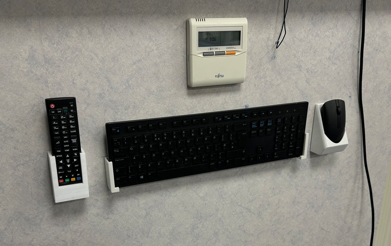 Soporte de pared para ratón Dell Pro KM5221W