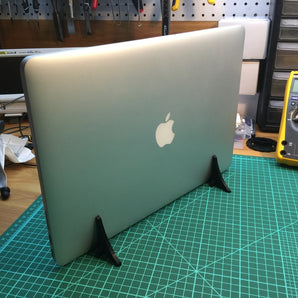 Soporte vertical para MacBook Pro 15" Retina (18 mm)