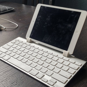 Soporte remezclado para iPad Mini y teclado inalámbrico Apple