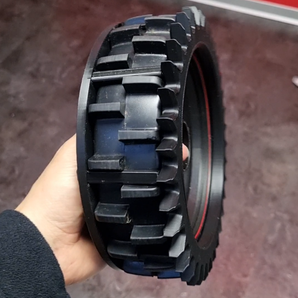 Picos de rueda para robot cortacésped Parkside