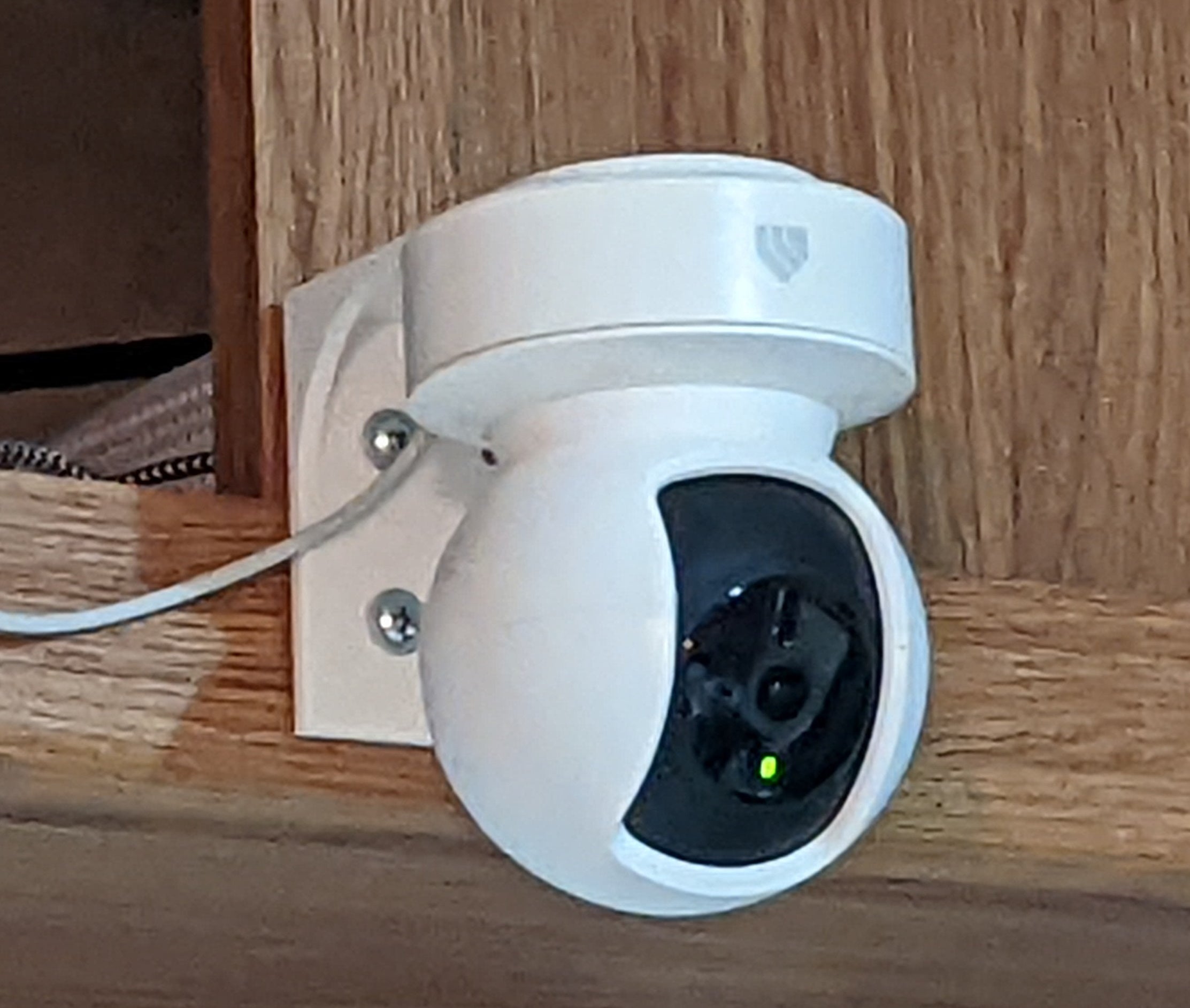 Montaje en pared para cámara Kasa