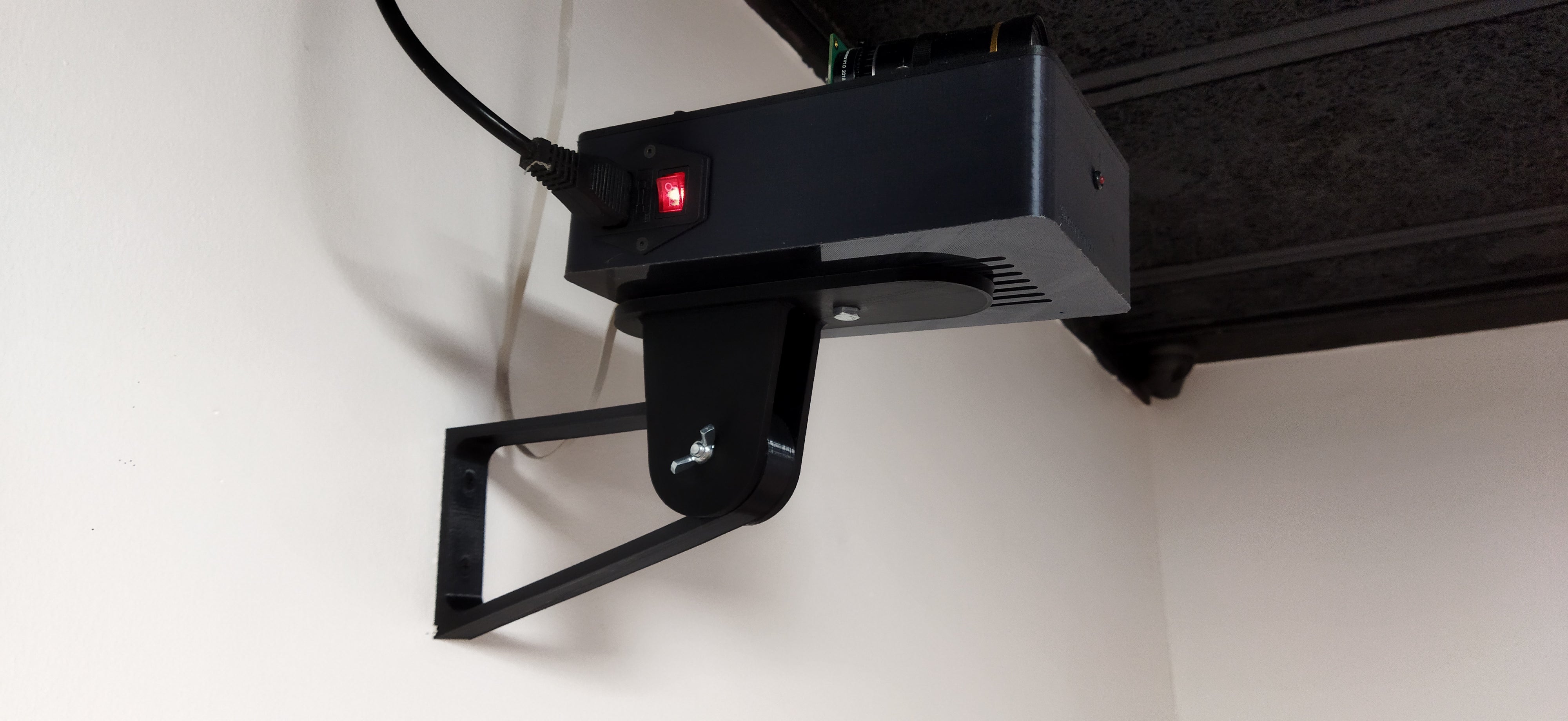 Soporte de montaje en pared con giro e inclinación para cámara