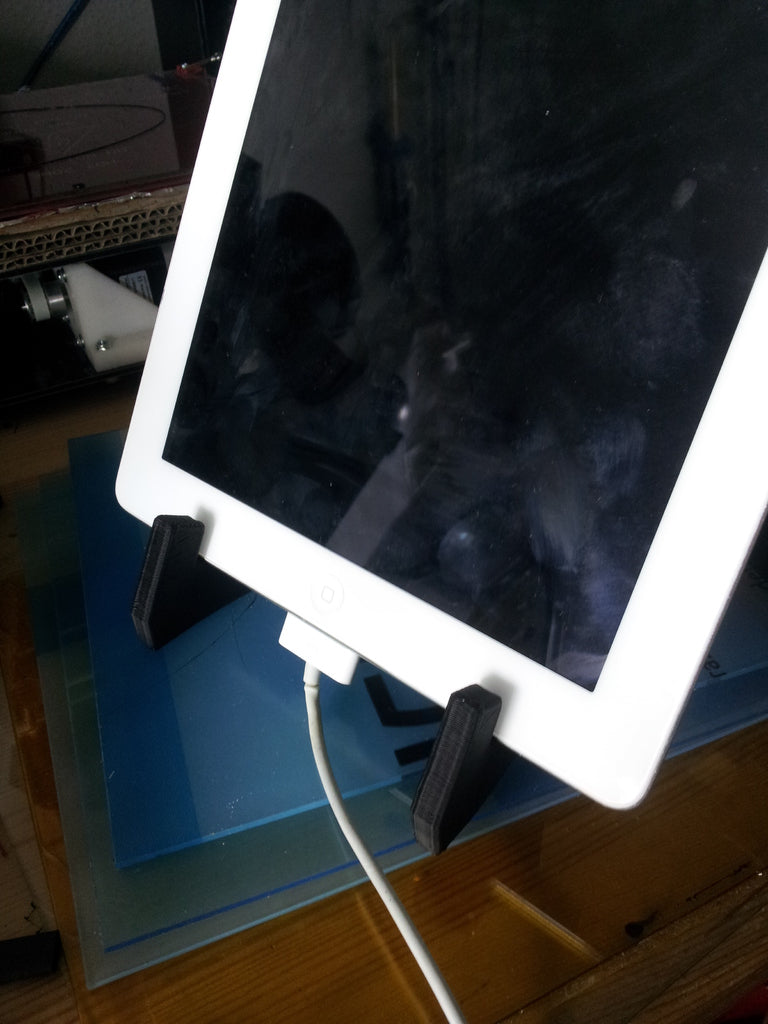Soporte elíptico ajustable para iPad y otras tabletas