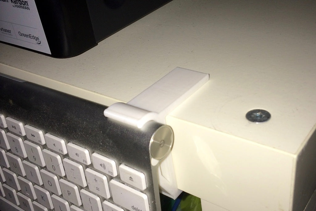 IKEA Expedit / Falta de almacenamiento inalámbrico de teclado y trackpad de Apple
