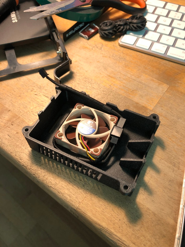 Raspberry Pi 3 - Carcasa con soporte superior para ventilador