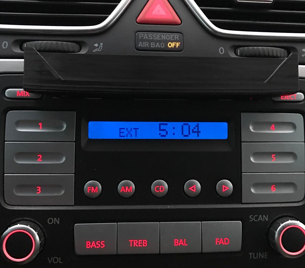 Soporte de bandeja de CD para iPhone 6/7 Plus para estéreo de coche VW Monsoon [REMIX]