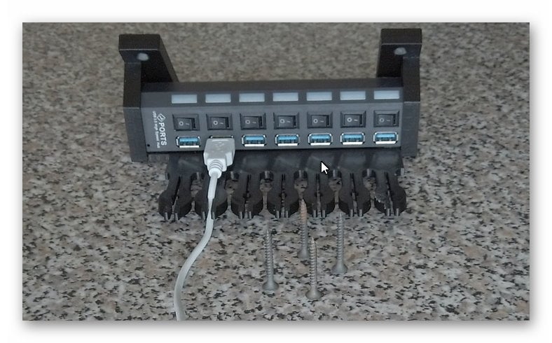Soporte bajo suelo para concentrador USB 3.0 de 7 puertos Tumao