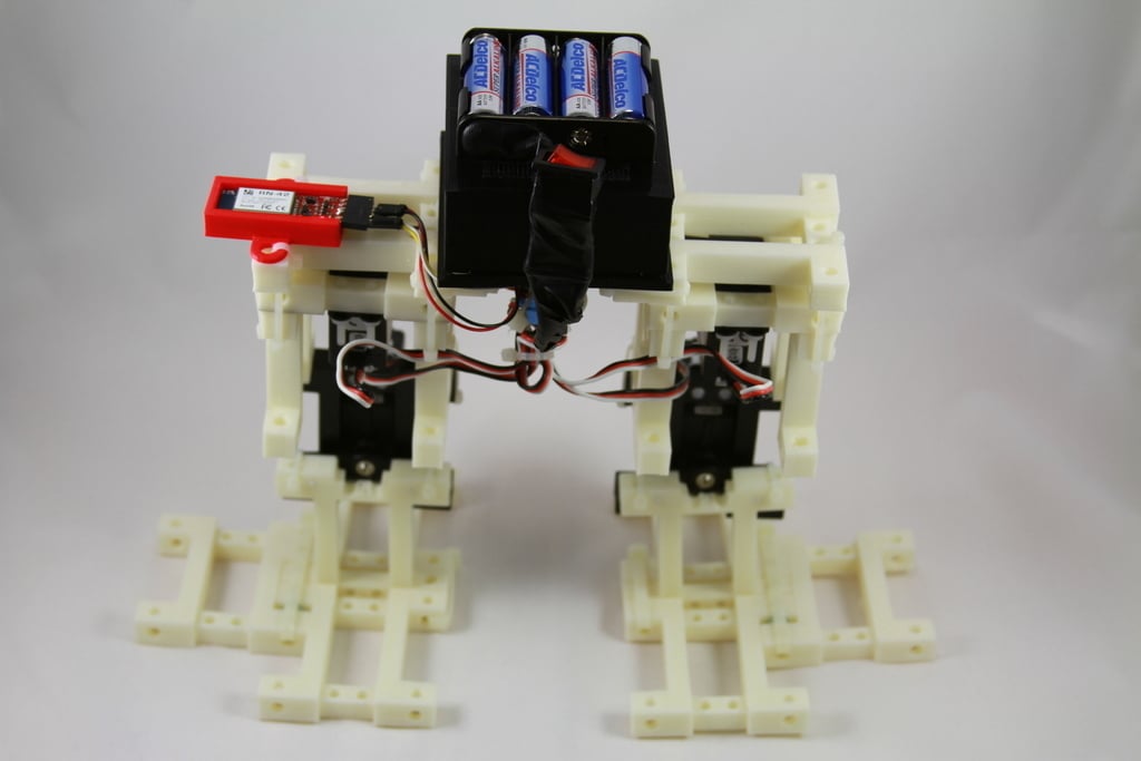 MegaPed Servo I Brace Robot bípedo controlado por Arduino de 4 servos