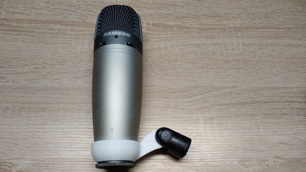 Reemplazo del soporte del micrófono Samson C03U