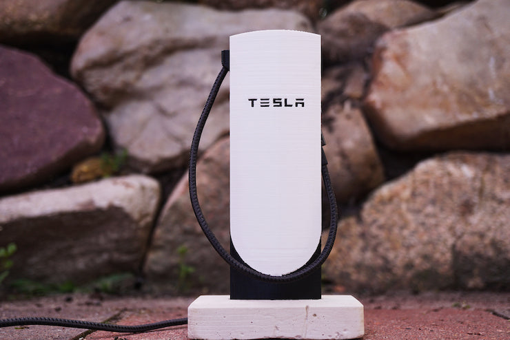 Modelo de cargador de teléfono Tesla V4 Supercharger