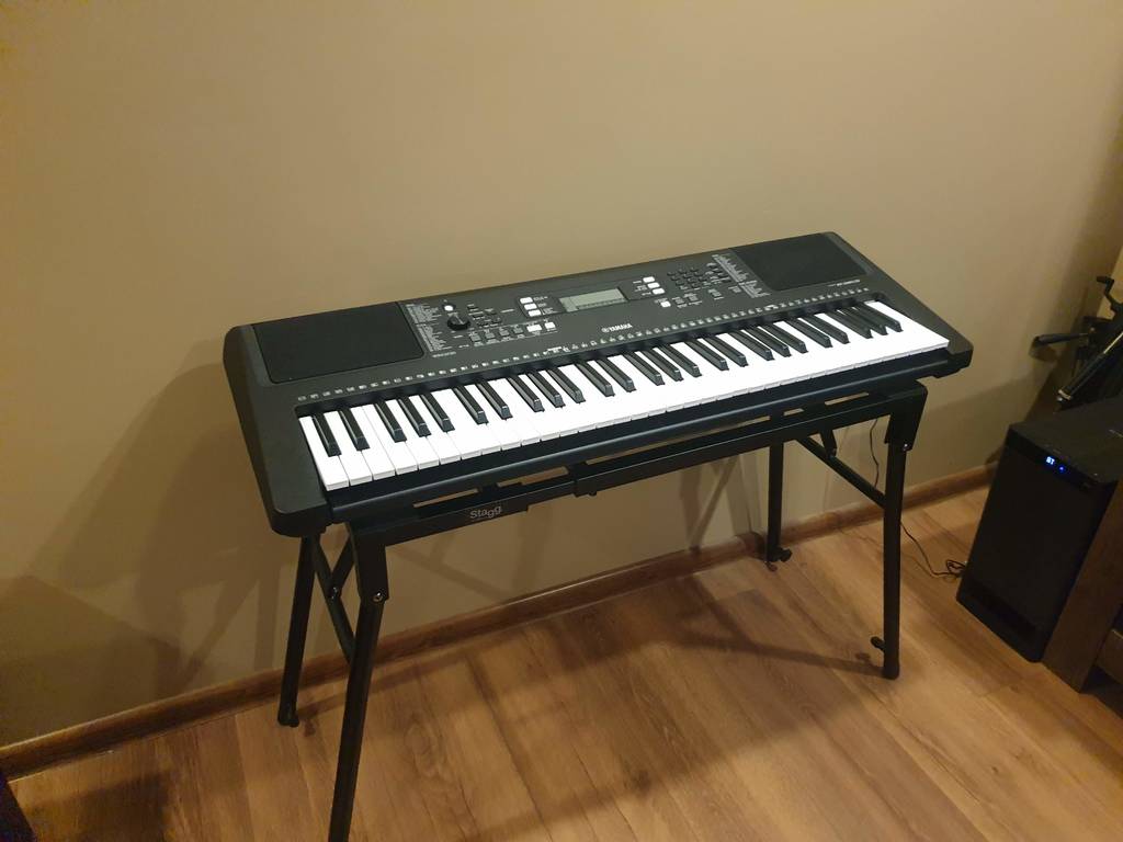 Adaptador de soporte para piano Yamaha PSR-363 de Stagg