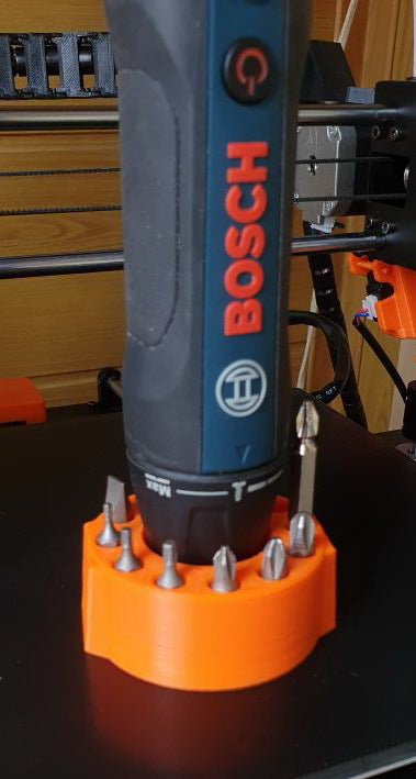 Base de destornillador eléctrico Bosch GO 2 con almacenamiento de puntas